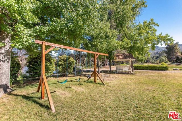 2344 Laguna Circle Drive, Agoura, CA 91301