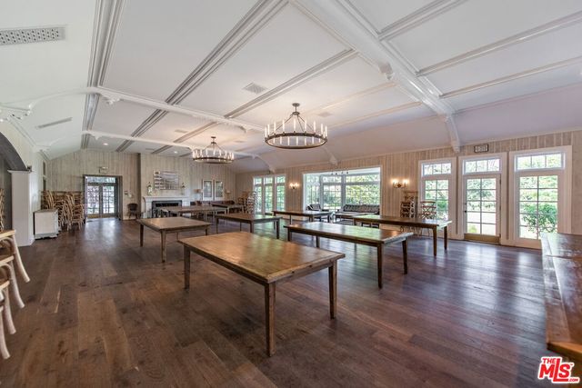 2344 Laguna Circle Drive, Agoura, CA 91301