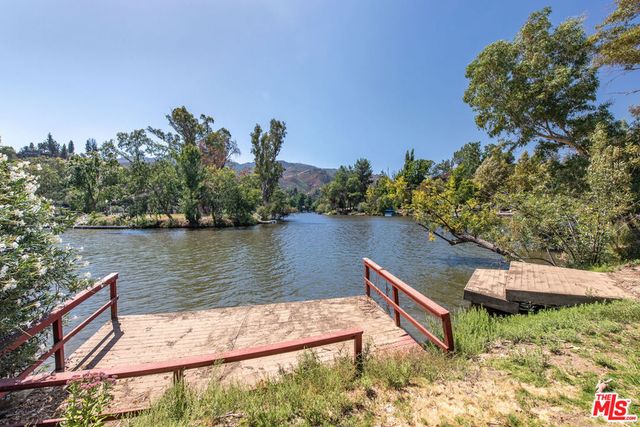 2344 Laguna Circle Drive, Agoura, CA 91301