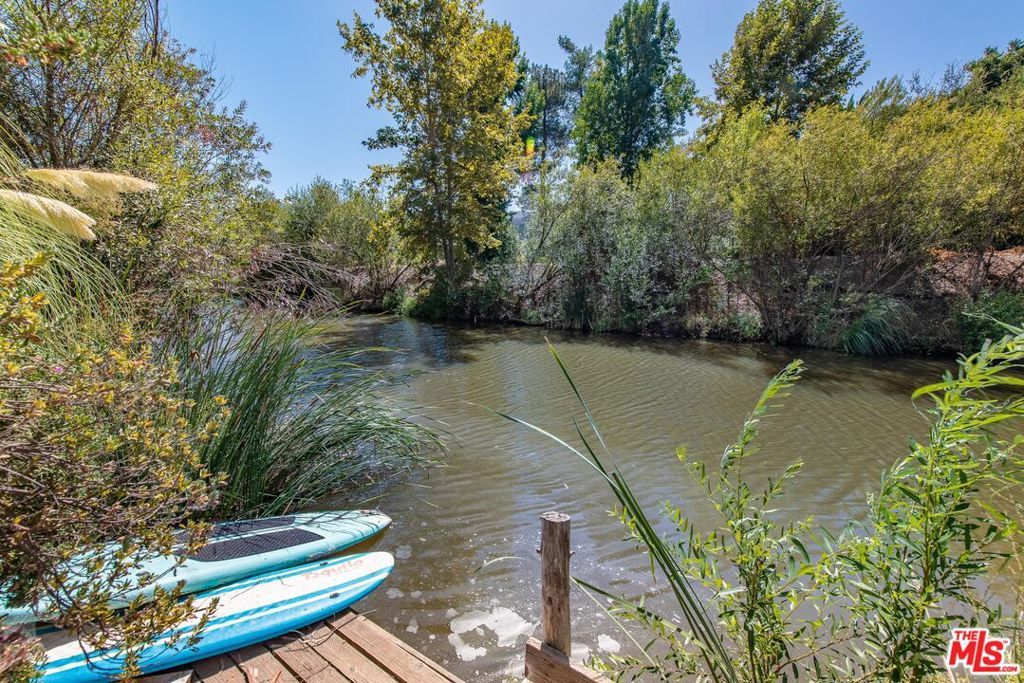 2344 Laguna Circle Drive, Agoura, CA 91301