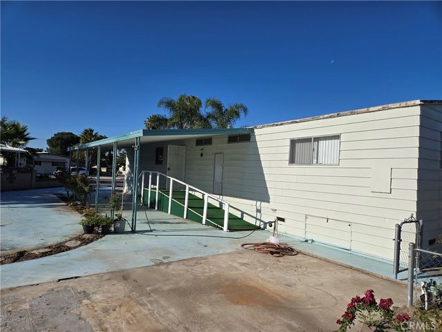 141 N Palomar, San Jacinto, CA 92582