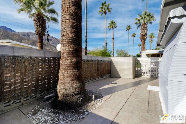 157 Caravan Street, Palm Springs, CA 92264