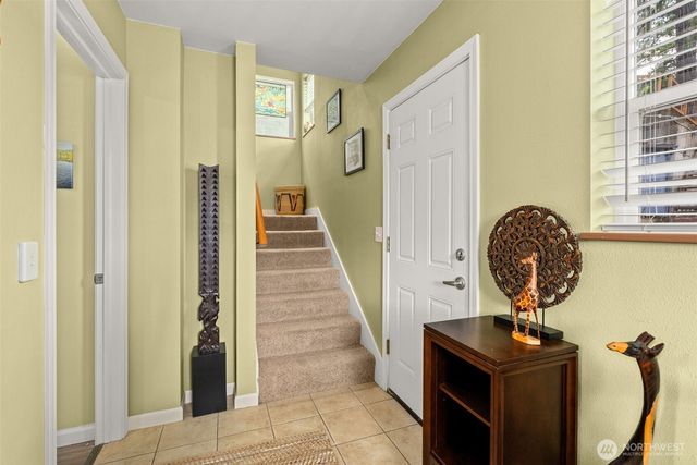 1119 Summit Lake Shore Road NW, Olympia, WA 98502
