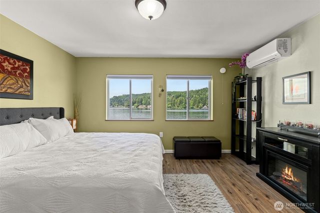 1119 Summit Lake Shore Road NW, Olympia, WA 98502