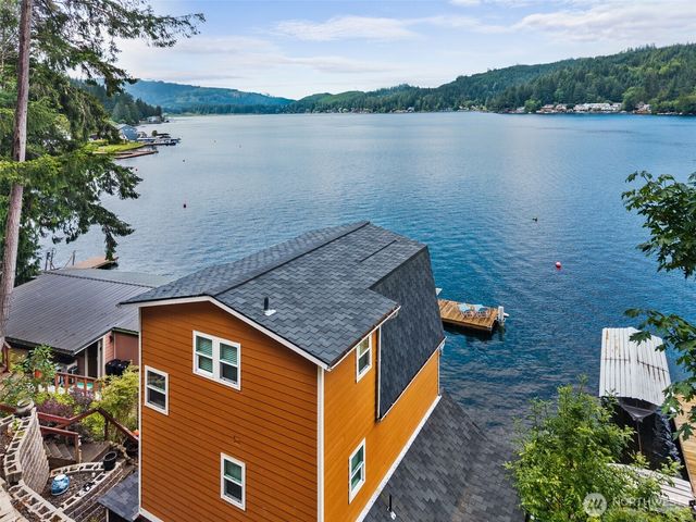 1119 Summit Lake Shore Road NW, Olympia, WA 98502