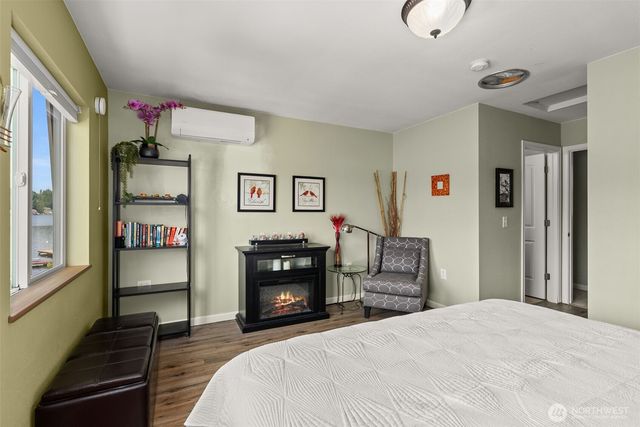 1119 Summit Lake Shore Road NW, Olympia, WA 98502