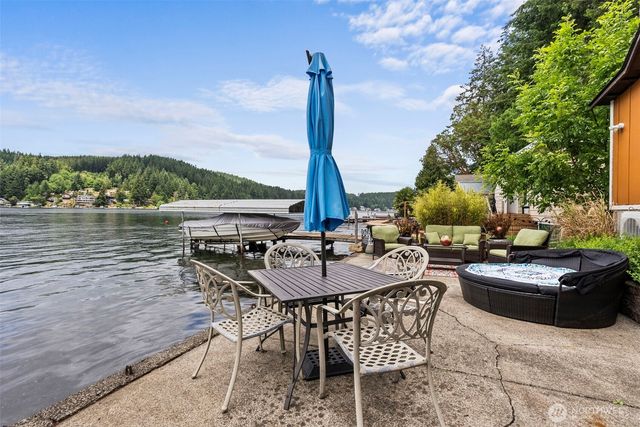 1119 Summit Lake Shore Road NW, Olympia, WA 98502