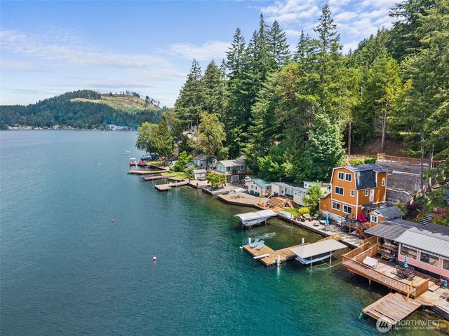 1119 Summit Lake Shore Road NW, Olympia, WA 98502