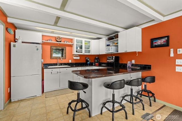 1119 Summit Lake Shore Road NW, Olympia, WA 98502