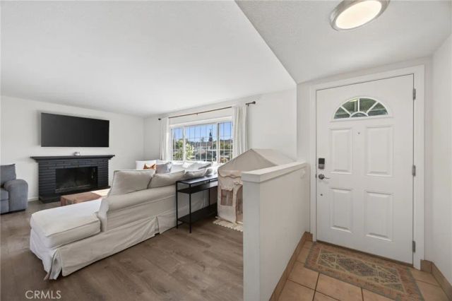 191 Dena, Newbury Park, CA 91320