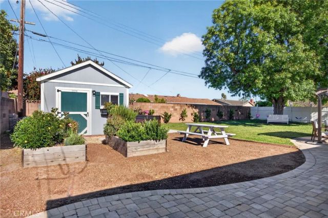 191 Dena, Newbury Park, CA 91320