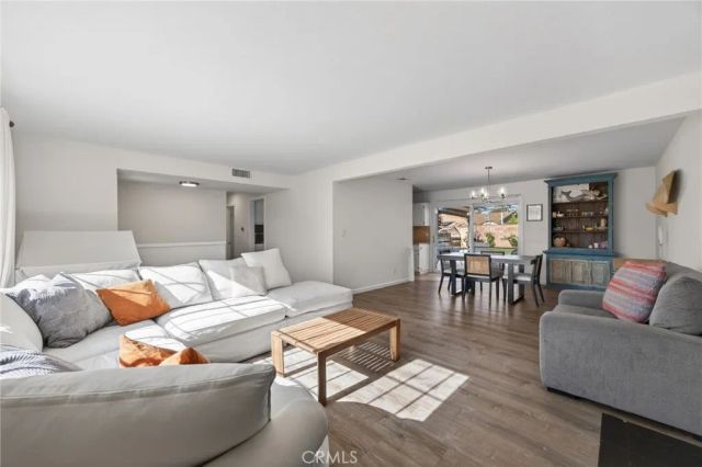 191 Dena, Newbury Park, CA 91320