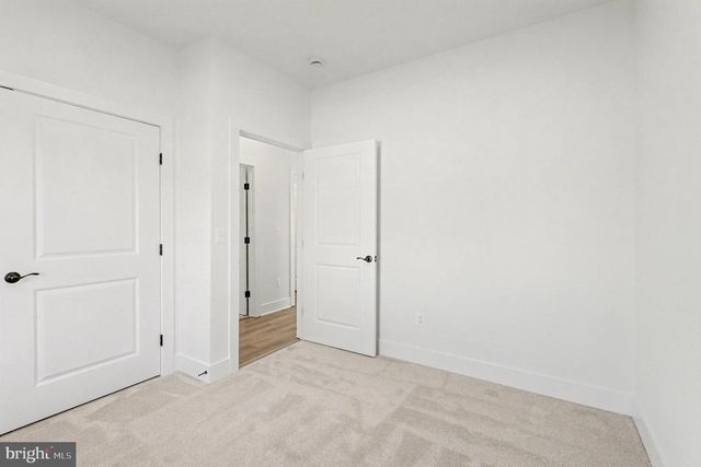 277 WHITE OAK RD, Fredericksburg, VA 22405