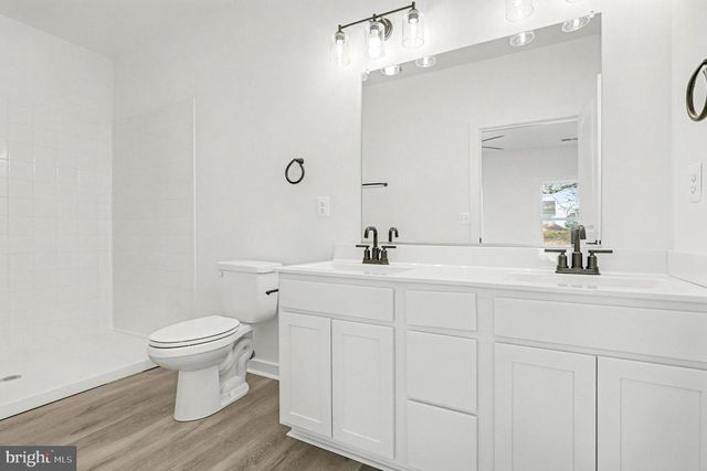 277 WHITE OAK RD, Fredericksburg, VA 22405