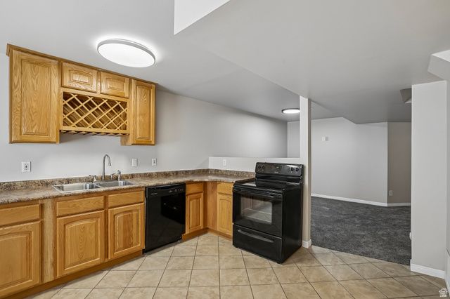 8224 S OAK DR, West Jordan, UT 84081