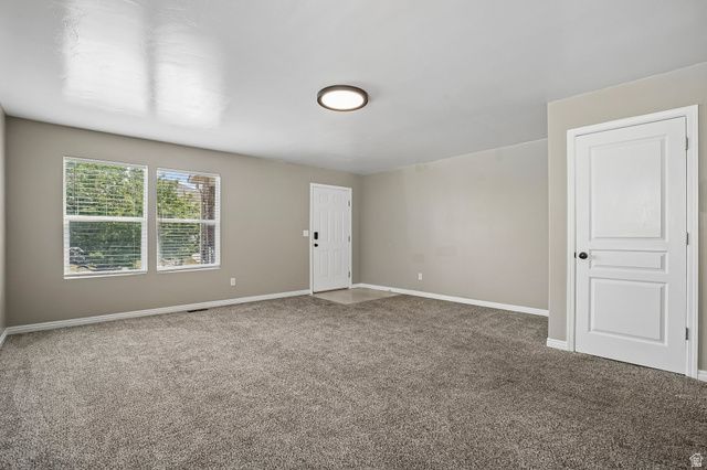 8224 S OAK DR, West Jordan, UT 84081