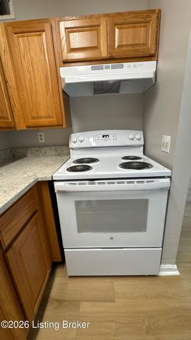 4101 Blue Lick Ct 3, Louisville, KY 40229