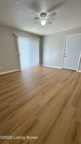 4101 Blue Lick Ct 3, Louisville, KY 40229
