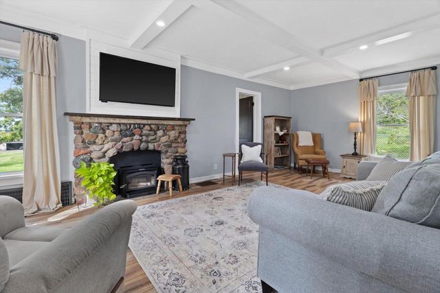 409 W Clark STREET, Jefferson, WI 53549