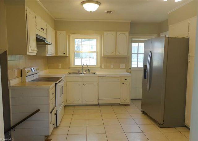 3202 Northampton Drive, Greensboro, NC 27408