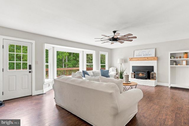 8651 KING GEORGE CT, Pomfret, MD 20675