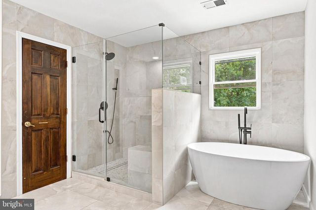 8651 KING GEORGE CT, Pomfret, MD 20675