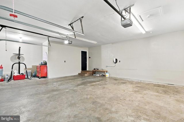 8651 KING GEORGE CT, Pomfret, MD 20675
