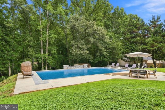 8651 KING GEORGE CT, Pomfret, MD 20675