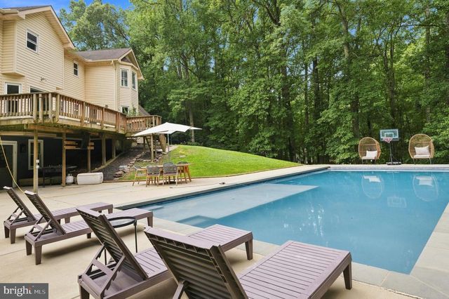 8651 KING GEORGE CT, Pomfret, MD 20675