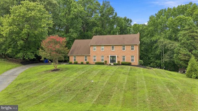 8651 KING GEORGE CT, Pomfret, MD 20675