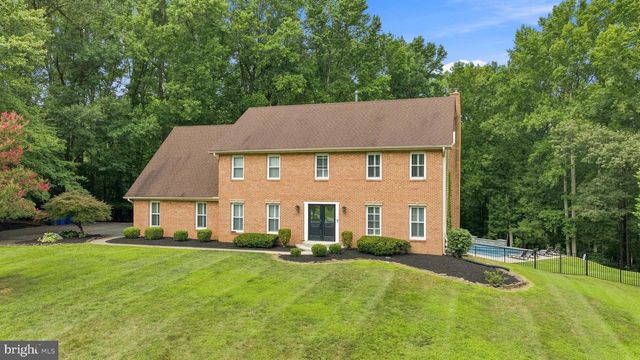 8651 KING GEORGE CT, Pomfret, MD 20675