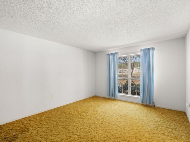 110 Koenck Ln, Leesville, LA 71446