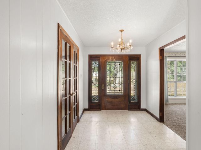 110 Koenck Ln, Leesville, LA 71446