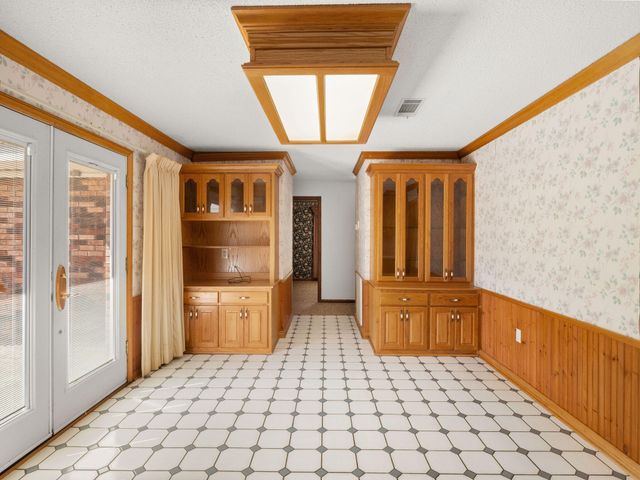 110 Koenck Ln, Leesville, LA 71446