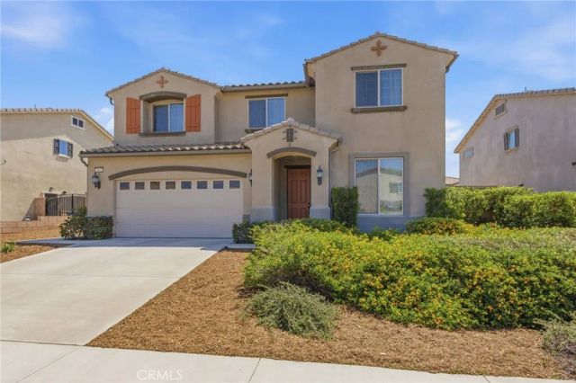 7811 Calisia, Fontana, CA 92336