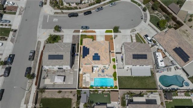 7811 Calisia, Fontana, CA 92336