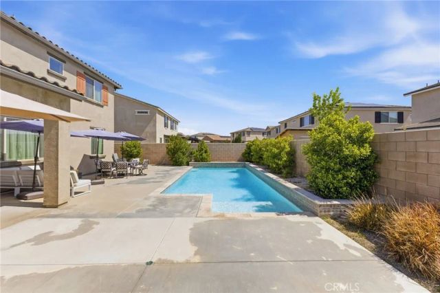 7811 Calisia, Fontana, CA 92336