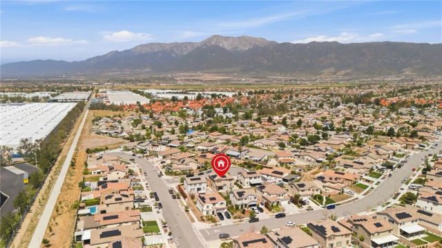 7811 Calisia, Fontana, CA 92336