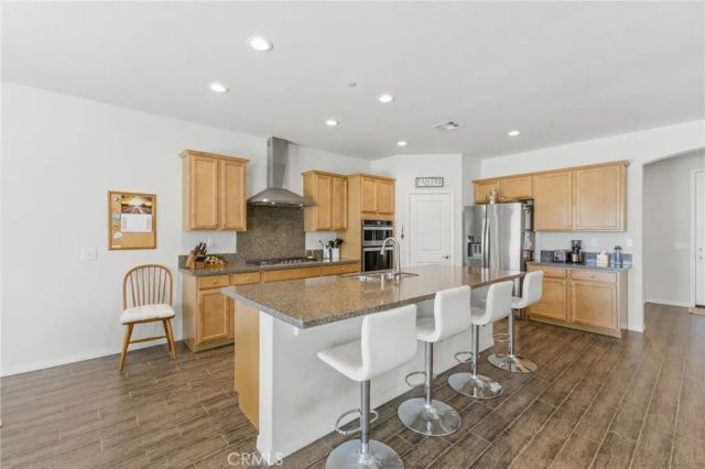 7811 Calisia, Fontana, CA 92336