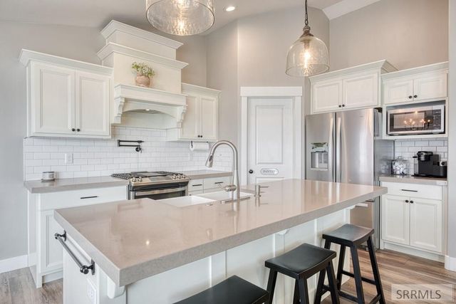 2737 Pinfire Creek, Ammon, ID 83406