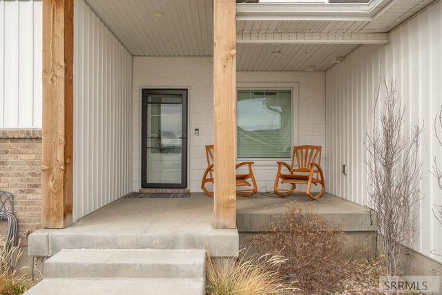 2737 Pinfire Creek, Ammon, ID 83406