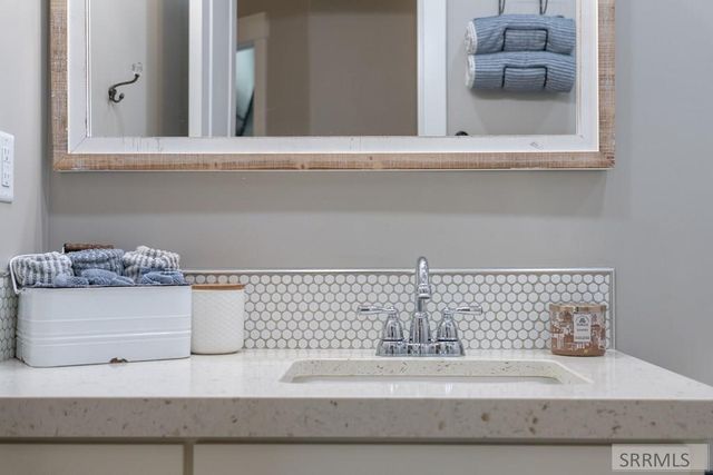 2737 Pinfire Creek, Ammon, ID 83406