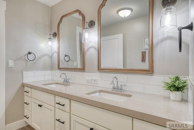 2737 Pinfire Creek, Ammon, ID 83406