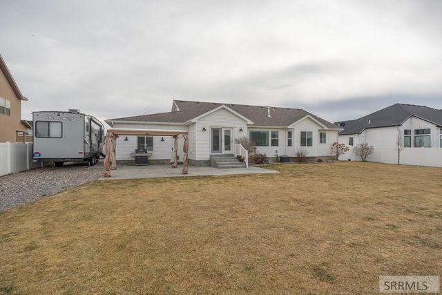 2737 Pinfire Creek, Ammon, ID 83406