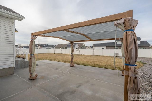 2737 Pinfire Creek, Ammon, ID 83406