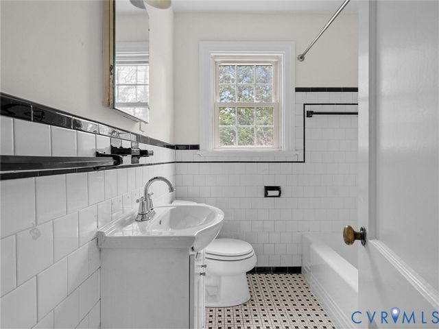 7513 Seminary Ave, Henrico, VA 23227