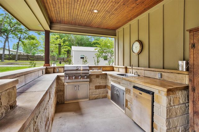 11781 Walding Road, Montgomery, TX 77356