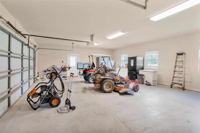11781 Walding Road, Montgomery, TX 77356