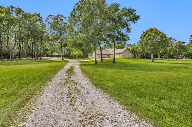 11781 Walding Road, Montgomery, TX 77356