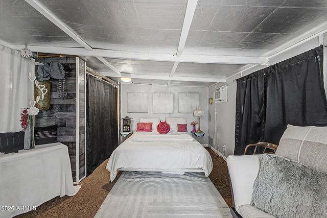 10401 N CAVE CREEK Road 158, Phoenix, AZ 85020